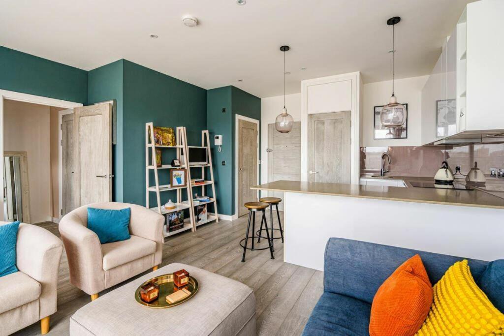 Easystay Bath Road Slough Bagian luar foto