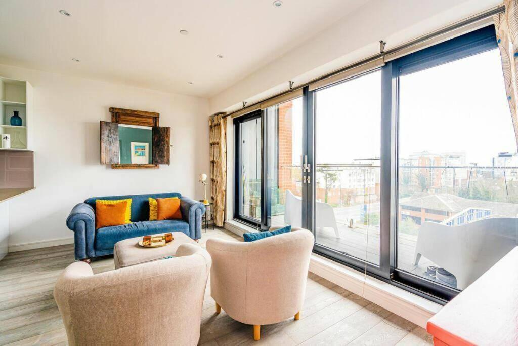Easystay Bath Road Slough Bagian luar foto